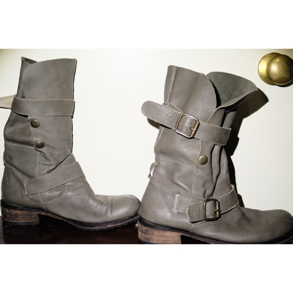 Button & Buckle Boot - Picture 3 of 5